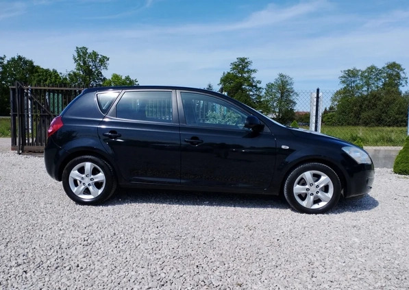Kia Ceed cena 14950 przebieg: 99220, rok produkcji 2007 z Choroszcz małe 137
